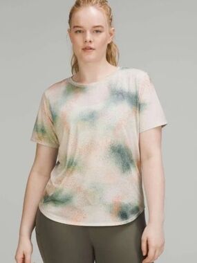 NWT Lululemon High-Neck Running & Training Shirt Spray Camo Silver Blue Size 8